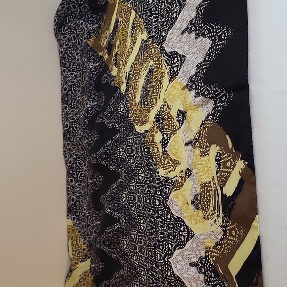 Missoni Abstract Print Name Silk Scarf Foulard, 35 Inch Square, NWT - Picture 10 of 10